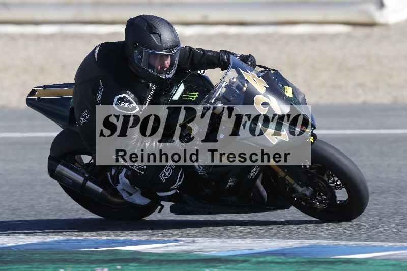 /Archiv-2024/02 29.01.-02.02.2024 Moto Center Thun Jerez/Gruppe gruen-green/124